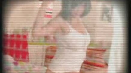 Pizzacı gruba katıl konulu full porno